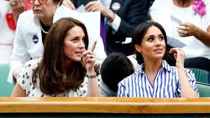 An insider said, 'kate and meghan bonded over the men they married. Diisukan Tak Akur Meghan Markle Kate Middleton Tampak Akrab Di Perayaan Natal Showbiz Liputan6 Com