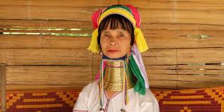 Suku mante mandi segar asli melorot !подробнее. Mengenal Suku Karen Si Leher Panjang Dari Thailand