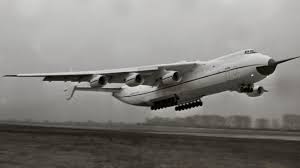 В апреле 2020 года самолет доставил из китая в . Istoriya Samoleta An 225 Mriya Foto