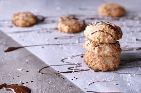 Wise says she tends to use parchment paper i conducted a simple test to see if there is any obvious difference in using parchment paper versus using a silicone mat in baking with our ultimate. What Can I Use Instead Of Parchment Paper Bob S Red Mill Blog