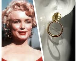 Marilyn Monroe Collection Baguette Diamond Hoop