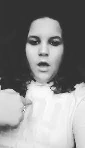 Nicole Manfredini's Instagram, Twitter & Facebook