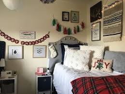 101 Lovely Christmas Dorm Room Decorating Ideas On A Budget Christmas Room Decor Dorm Room Decor Holiday Room