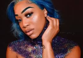 Sheena Jones's Instagram, Twitter & Facebook