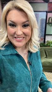 Danielle Keating's Instagram, Twitter & Facebook