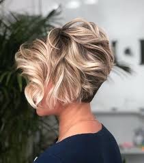 Visualizza altre idee su tagli di capelli, capelli, stili di capelli corti. Capelli Corti Mossi Tagli Di Capelli Corti Donne Facebook