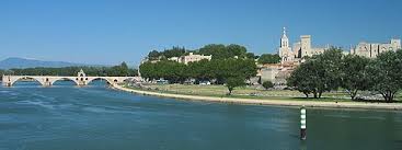 C'est la conséquence d'un incident affectant la voie à massy. Pont Saint Benezet Wikipedia