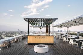Pauline morley writes we are going to vienna to celebrate my husband's 50th birthday in august. Wien Spektakulare Champagner Rooftop Bar Eroffnet Falstaff