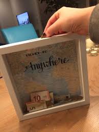 Spardose Fur Den Urlaub Diy Idee Mit Objektrahmen Diy Shadow Box Memory Diy Diy Gifts