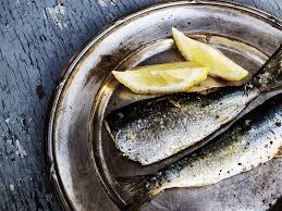 Is It Healthy To Drink Milk After Having Fish The Times Of India It was not narrated that the prophet (peace and blessings of allaah be upon him) forbade drinking milk at the same time as eating fish.