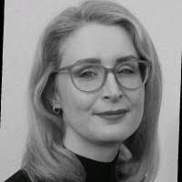 Kimberley Gould's Instagram, Twitter & Facebook