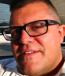 Scott Darden's Instagram, Twitter & Facebook