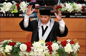 Profil Tokoh Indonesia Chairul Tanjung Si Anak Singkong Berkuliah Com