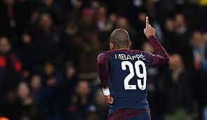 Мбаппе килиан (mbappé kylian) футбол нападающий франция 20.12.1998. Psg Kylian Mbappe Hat In Paris Ein Luxus Apartment Bezogen