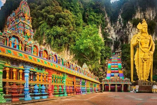 Genting Highlands Tour with Batu Caves – 8 Hours