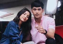 Malah amrish puri dikatakan menjadi watak jahat penting dalam mebantu karier pelakon pelakon baharu dan senior. Tak Salah Sweet Qismina Nak Keluar Dengan Adam Lee Hiburan Mstar