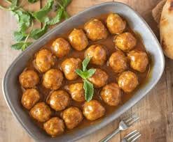 Chicken meatballs, toasted coconut & mango. Mini Indian Meatballs With Curry Coconut Sauce