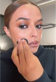 Tips for Touching Up Makeup with Studio Fix Powder