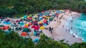 Tempat wisata di jogja yang searah dengan malioboro yaitu, patung tugu, titik nol km, benteng vredeburg, pasar beringharjo, alun alun selain daftar 10 obyek wisata terkenal di jogja dan obyek wisata hits di jogja banyak sekali tempat wisata baru di yogyakarta yang menarik untuk dikunjungi. 7 Tempat Wisata Terbaru Di Jogja Yang Instagenic Lifestyle Liputan6 Com