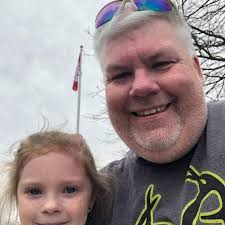 Is memorial splash pad still closed?