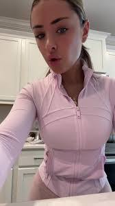 Gabrielle Ragsdale's Instagram, Twitter & Facebook