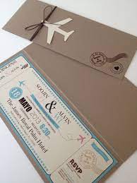 Las Invitaciones Son La Carta De Presentacion De Tu Boda No Las Elijas A Creative Wedding Invitations Fun Wedding Invitations Boarding Pass Wedding Invitation