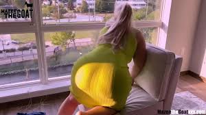 Face fucking MzDani - XNXX.COM