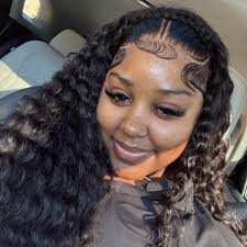 Who can do a shoulder length bob with a small knotless appointment in  Tuscaloosa?