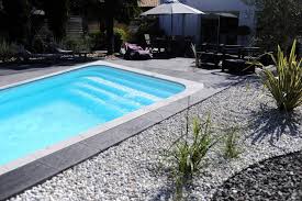 Acheter Une Piscine Coque Polyester Pas Cher Sur Marseille 11eme Declic Piscines