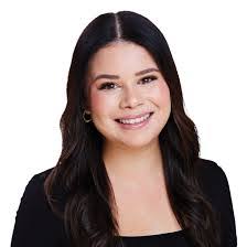 Cassandra Pineda's Instagram, Twitter & Facebook