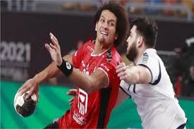 ويستعد منتخب مصر الأولمبي تحت القيادة الفنية للمدرب شوقي غريب، لخوض غمار منافسات دورة الألعاب. Ù…ÙˆÙ†Ø¯ÙŠØ§Ù„ Ø§Ù„ÙŠØ¯ Ù„Ø§Ø¹Ø¨ Ù…Ù†ØªØ®Ø¨ Ù…ØµØ± Ø¨Ø¹Ø¯ Ø§Ù„Ø¥ØµØ§Ø¨Ø© Ù‡Ø¬Ø¨Ø³ ØµØ¨Ø§Ø¹ÙŠ ÙˆÙ‡Ù„Ø¹Ø¨ ÙÙŠØ¯ÙŠÙˆ Ø¨ÙˆØ§Ø¨Ø© Ø£Ø®Ø¨Ø§Ø± Ø§Ù„ÙŠÙˆÙ… Ø§Ù„Ø¥Ù„ÙƒØªØ±ÙˆÙ†ÙŠØ©