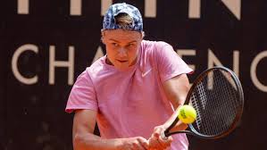 Hi ugo, excellent season so far! Former Junior World No 1 Holger Rune Under Investigation Over Homophobic Comments Ubitennis