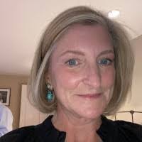 Jennifer Houston's Instagram, Twitter & Facebook