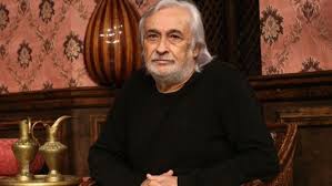 Uğur dündar'ın bu haftaki konukları; Mujdat Gezen Elestiri Yazisini Ne Yapti Gercek Gundem