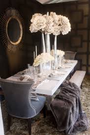 Centerpieces Krem Zarif Gul Aile Tarzi Modern Gumus Masa Beyaz Battaniye Keten Kosucular Zebra Baski Mumluk Detaylari Altin Ayn Winter Home Decor Dining Room Inspiration Decor
