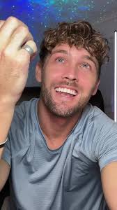 Never say never 🤭 #hey #youre #cute #nowsayitback #fyp #foryou #lookalike  #justinbieber #jb #blueeyes #curls #curlyhair #livestreaming #australia  #aussie #australianman #australian #au #loveisland ...