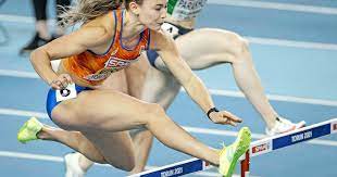 Le 100 mètres haies est une épreuve d'athlétisme réservée aux femmes ; Nadine Visser European Champion At 60 Meters Hurdles In Super Time Sport Netherlands News Live