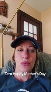 Michelle Koenen's Instagram, Twitter & Facebook