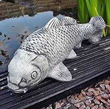 Steinfigur Koi Fisch Steinkoi Deko Garten Tier Tierfigur Gartenfiguren Steinguss Garten Ideen Gestaltung Garten Deko G Gartenfiguren Steinfiguren Deko Natur