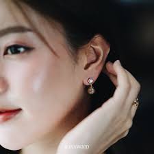 92.5 K Sterling Silver Classic Adaline Style Swarovski Design & White