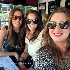 Ashley Greenwald's Instagram, Twitter & Facebook