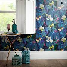 5 Wallpapers To Remind You That Feature Walls Are Still A Thing Saphron London Room Wallpaper Navy Wallpaper Floral Wallpaper