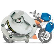 The austrian bike model, ktm 690 duke will come as an improvement to the original duke with an all round performance and looks, besides carrying a euro iv compliant engine. Fuel Tank Cap With Lock For Ktm Duke 690 36 70