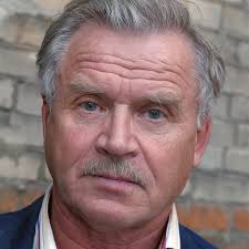 Его образ петра зыкина, старшего лейтенанта милиции считался образцом для. 79 Letnij Akter Seriala Kamenskaya Sergej Nikonenko Rasskazal Chto Perebolel Koronavirusom Vokrug Tv