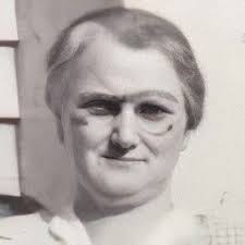 Maureen Stapleton, age 80, died March 13, 2006, in Lenox, MA, from chronic  pulmonary disease. She is buried in Saint Mary's Cemetery, Troy, NY.