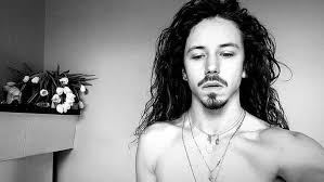 Na reakcję fanek nie trzeba było czekać. Michal Szpak Czesto Chwali Sie Swoimi Nagimi Zdjeciami Na Jego Instagramie Bywa Naprawde Goraco
