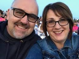 Meet Terry and Angie Drew of The Little House Picturebooth in Western  Suburbs