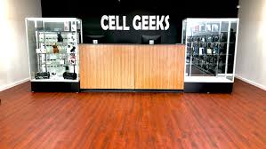 May be an image of phone, screen and text. Cell Geeks Spring Phone Gadget Repair Iphone Repair Samsung Repair Laptop Repair Phone Accessories Phone Unlocking Phone Repair Service In Spring