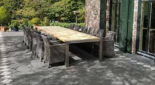 Tisch mit stein kaufen sie günstig auf wohnen.de ⭐ kostenloser versand & retoure ✅ große auswahl ⭐ kauf auf rechnung und raten. Gartenmobel Sets Naturstein Holz Glas Und Dekton