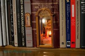 Fairie House Made Of Books And Placed On Book Shelves Or Libraries Miniature Rooms Fairy Houses Book Nooks